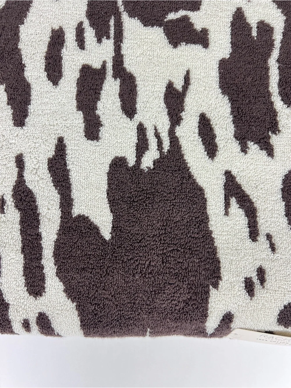 Rachel Zoe Bath Towels Cow Print Brown and Cream Soft 100% Cotton Set of 2 NEW